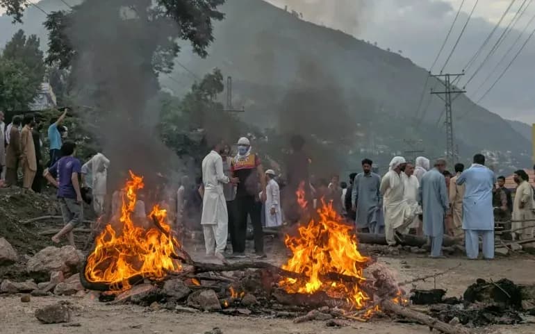 Pakistan blocks Al Jazeera access after Kashmir election coverage, accuses outlet of “yellow journalism”